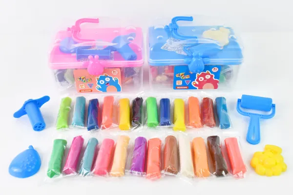 Store clay toys in sealed plastic bags or boxes