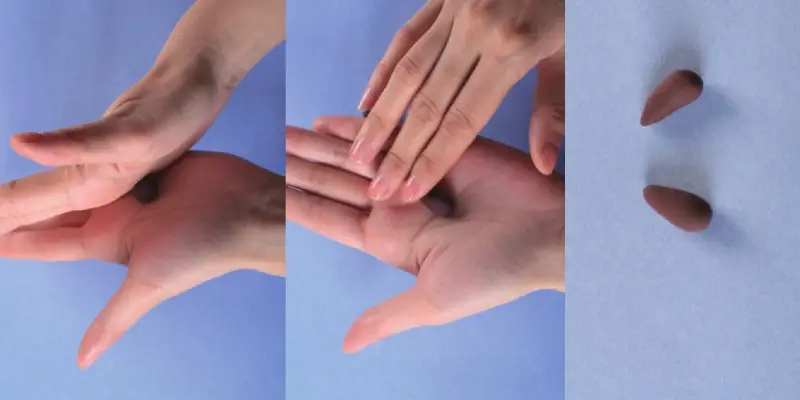 two drops of brown light clay